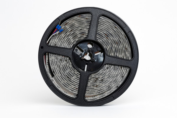 Loxone_200099 - RGBW LED Streifen 5m IP65 (spritzwasserfest)